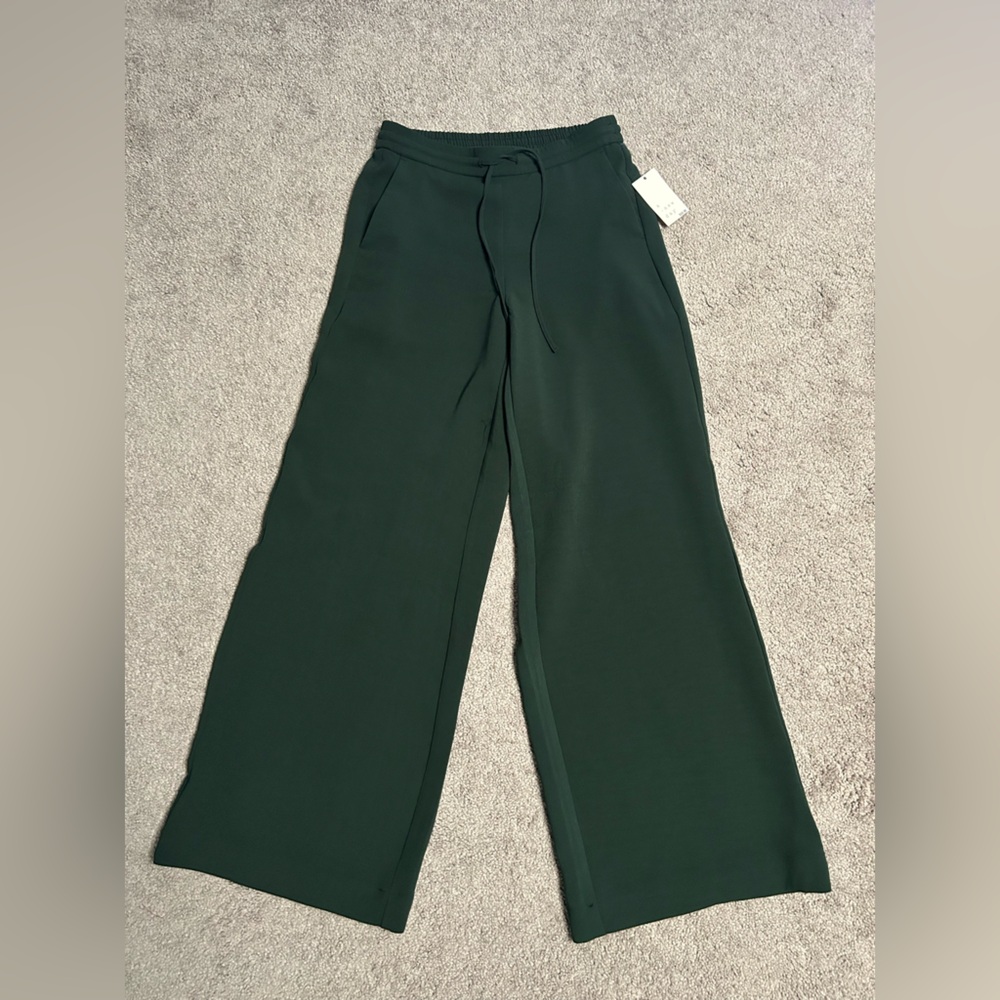 A New Day Women’s Green Trousers, Size XS, NWT